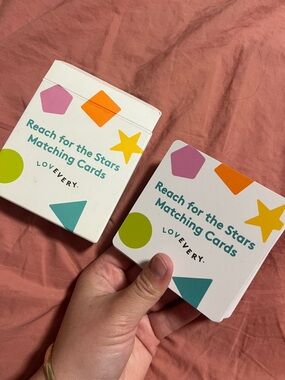 Lovevery Reach for the Stars Matching Cards - Pink